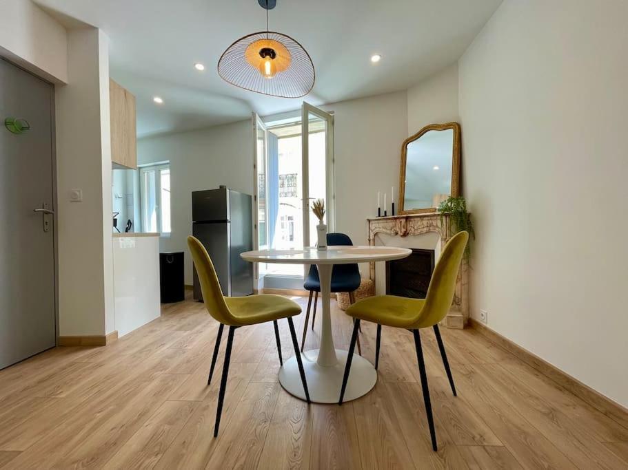 Le Repaire Blterrois Apartment Beziers Bagian luar foto